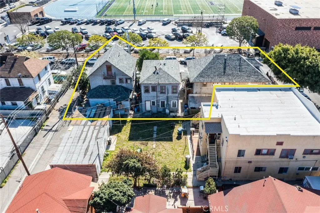 1424 S Catalina, Los Angeles, California 90006 home-pic-3